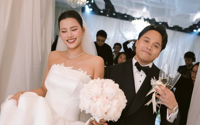 Tâm thư xúc động của Á hậu Hương Ly gửi chồng sau lễ cưới