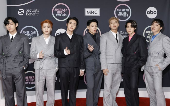 BTS nghĩ đến chuyện tan rã