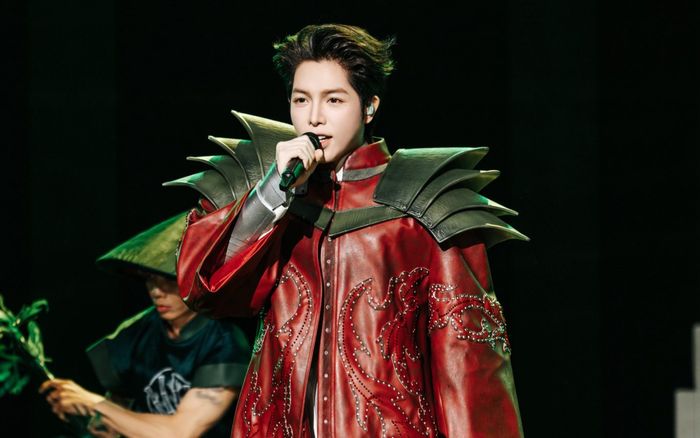 Nữ ca sĩ nổi tiếng thế giới tuyên bố một câu về Đức Phúc