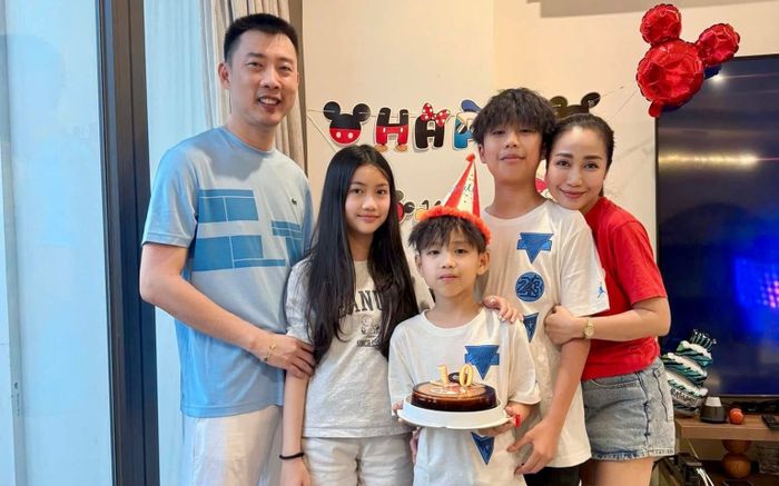 Ốc Thanh Vân cho các con làm một việc ngay sau khi về nước
