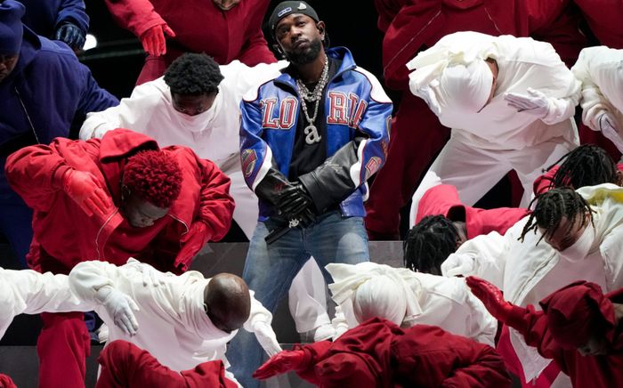 Kendrick Lamar 'quá hời' khi biểu diễn tại Super Bowl Halftime Show