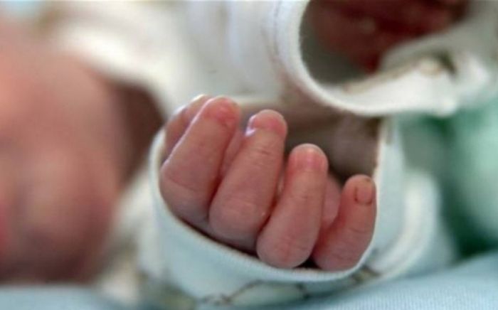 Điều tra vụ bé 5 tháng tuổi tử vong sau khi gửi đến nơi trông trẻ qua đêm ở Hà Nội