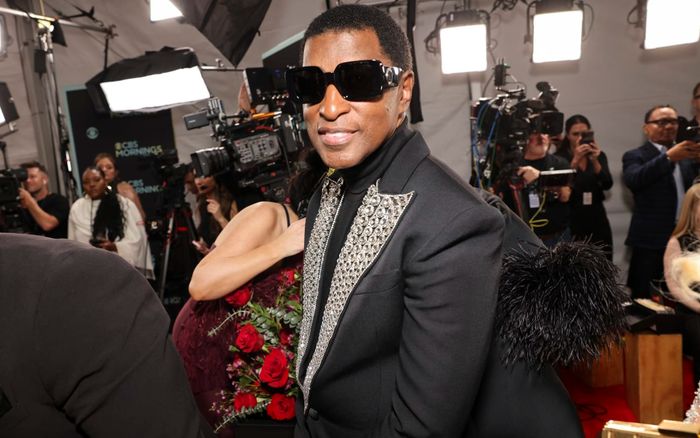 Một huyền thoại âm nhạc bị đối xử bất công tại GRAMMY 2025, nhiều người bày tỏ sự phẫn nộ