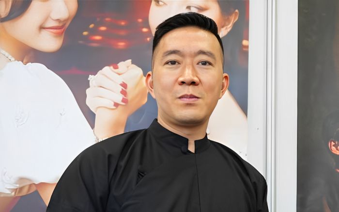 Đạo diễn Hoàng Nam: 'Mọi người nhìn với ánh mắt thương hại khi biết tôi ra phim cùng lúc với Trấn Thành'