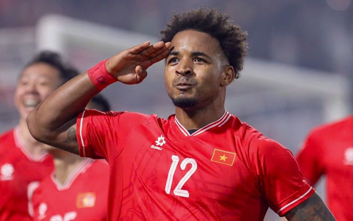 Nguyễn Xuân Son: Từ cậu bé khu ổ chuột đến triệu phú tuổi 27