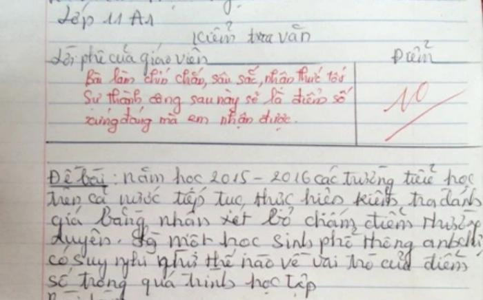 Bài văn 'vai trò của điểm số' đạt điểm 10, lời phê của cô giáo càng gây chú ý hơn