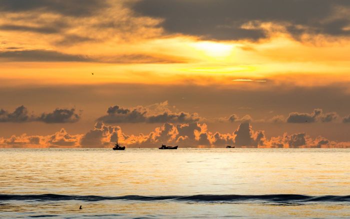 Vẻ đẹp bình yên của biển Ba Động