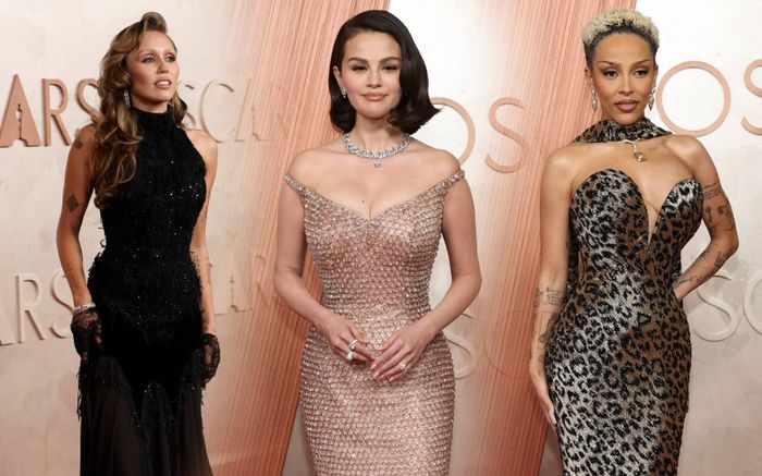 Thảm đỏ Oscar 2025: Selena Gomez - Doja Cat thi nhau diện váy xẻ sâu, để lộ 'gò bồng đảo' nóng bỏng