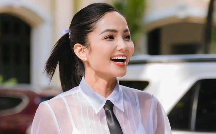 Phản ứng của H'Hen Niê về tin đồn mang thai