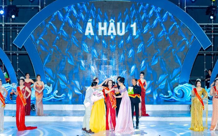 Phan Thị Hương chính thức trở thành Á hậu 1 Doanh nhân Tài sắc Việt Nam 2025