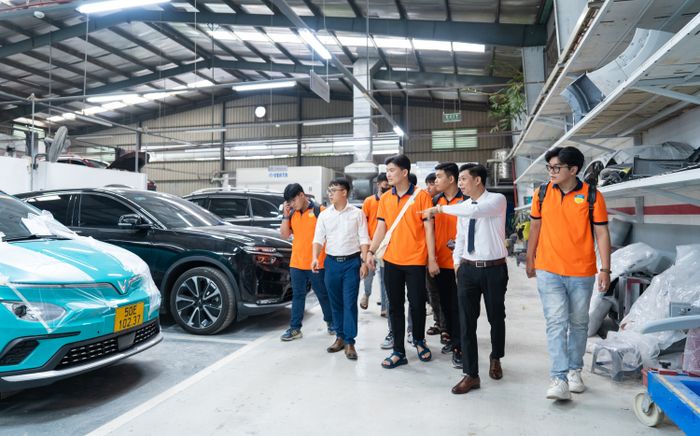 Trải nghiệm doanh nghiệp: Hành trang tiến chắc của sinh viên Công nghệ kỹ thuật ô tô HUTECH