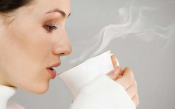 Thói quen đơn giản mỗi sáng giúp da đẹp bất chấp tuổi tác