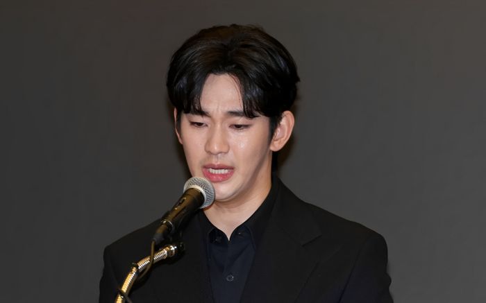 Kim Soo Hyun trả cái giá cực đắt sau bê bối tình ái