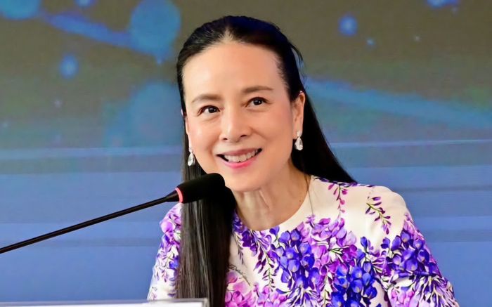 Madam Pang 'thưởng nóng' cho Thonburi United