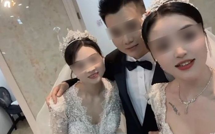 Làm đám cưới với 2 cô dâu, chú rể lập tức bị cảnh sát điều tra
