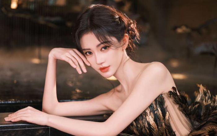 Bước nhảy vọt của Cúc Tịnh Y có gì mà khiến Dương Tử - Bạch Lộc lo lắng?