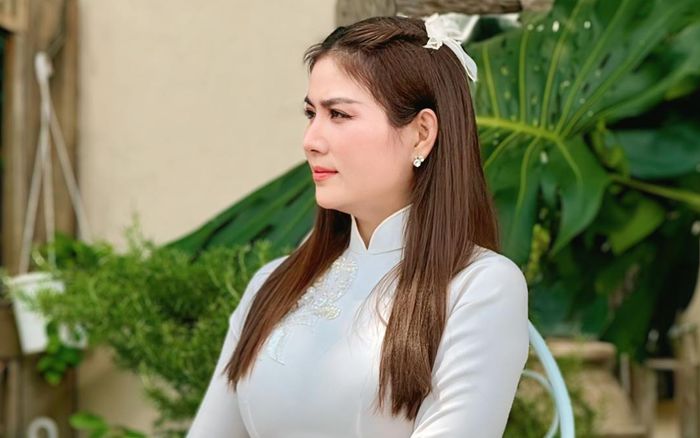 Kha Ly báo tin tang sự, nhiều nghệ sĩ chia buồn