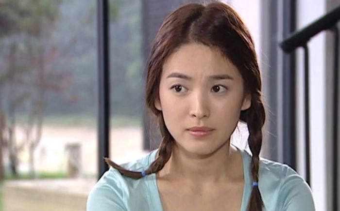 Loạt ảnh hiếm của Song Hye Kyo thời Ngôi nhà hạnh phúc gây sốt sau hơn 20 năm