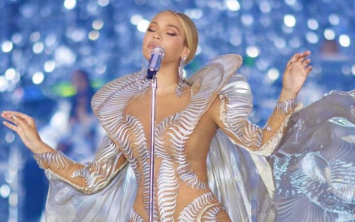 'Vé tham dự chuyến lưu diễn của Beyoncé hiện còn rẻ hơn một bữa ăn nhanh'