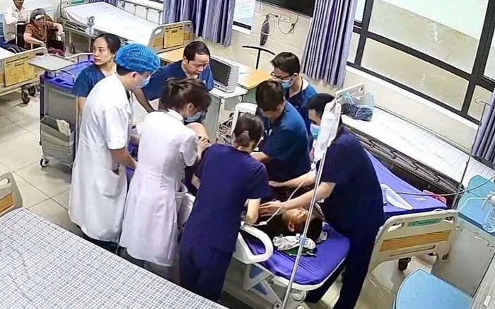 Bộ Y tế vào cuộc vụ người nhà bệnh nhân gào thét, tấn công bác sĩ