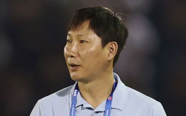 Bi kịch từ chức của HLV Kim Sang Sik ở Jeonbuk