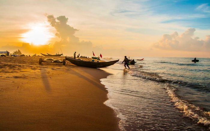Giỗ Tổ Hùng Vương 2025 nghỉ 3 ngày, đi đâu gần TP.HCM để thư giãn mà không chen chúc?