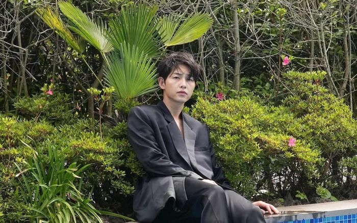 Song Joong Ki bị chê 'làm màu'