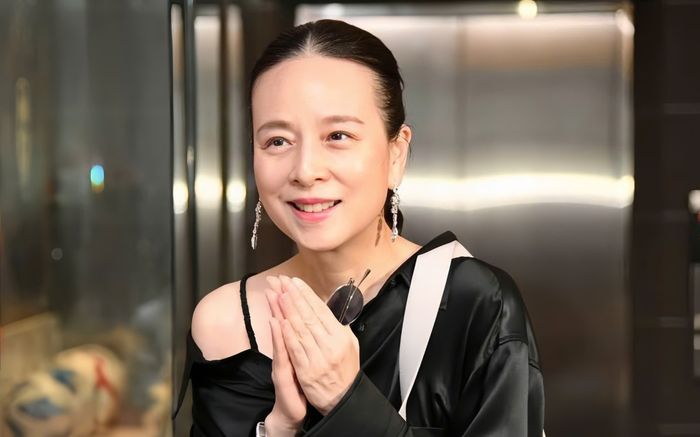 Madam Pang thắng lớn với Silva Mexes