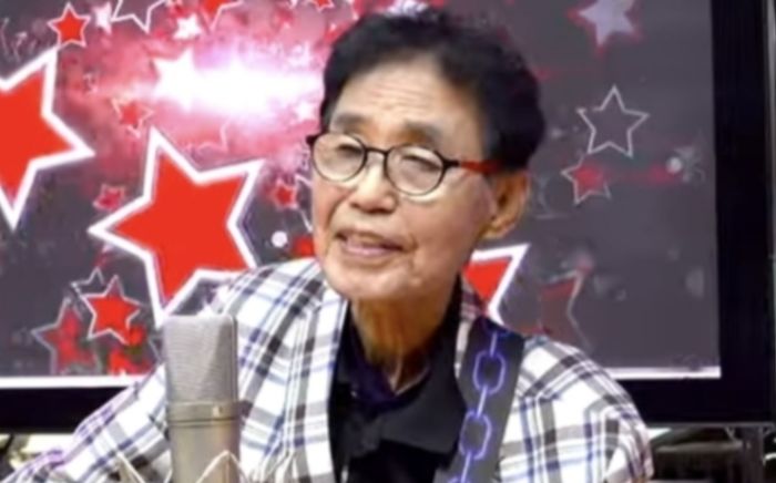 Nam ca sĩ qua đời ở tuổi 72 sau 30 năm chống chọi với bệnh viêm thận