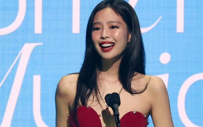 Jennie tiếp tục dính 'phốt' lười biếng