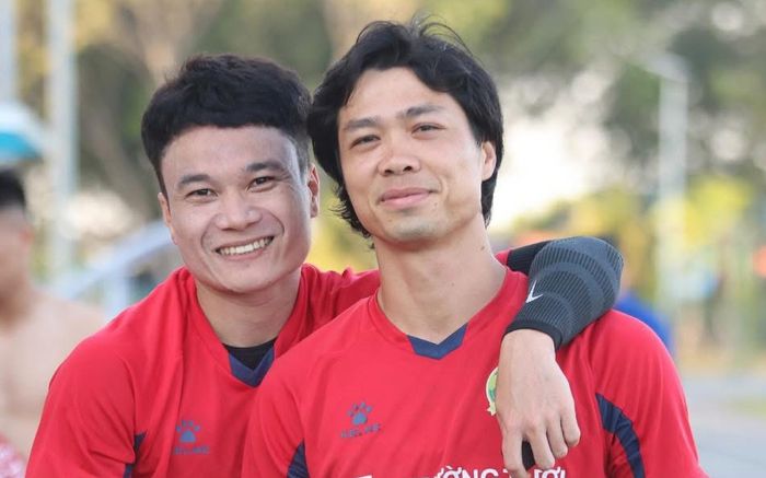 Tin sáng 7/4: Ấn tượng với màn tái xuất của Công Phượng