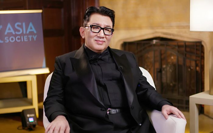 Chủ tịch Bang Si Hyuk bị triệu tập