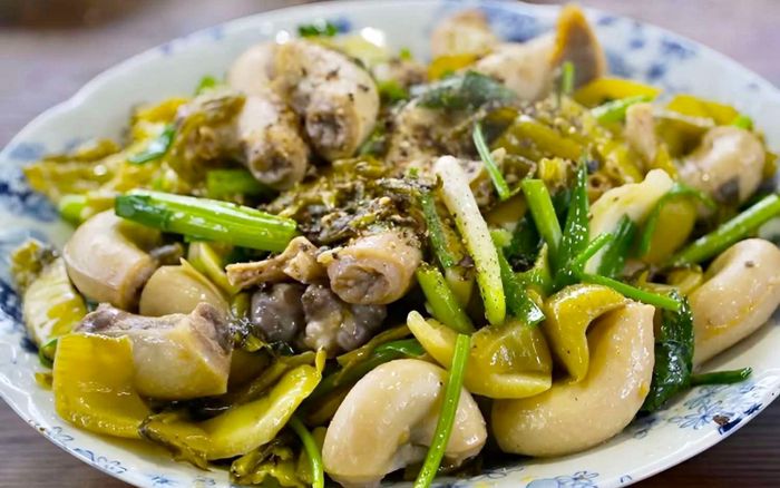 Đừng phí tiền ăn lòng se điếu, thử ngay phần đáng ăn nhất của lòng heo mà giá cực rẻ
