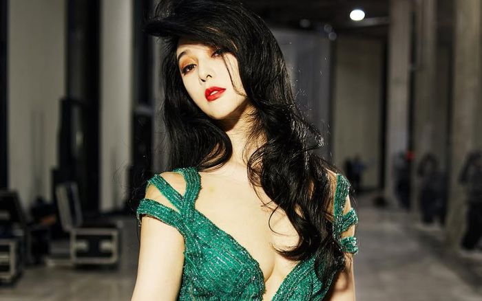 Động thái gây chú ý của Phạm Băng Băng sau 7 năm bị cấm sóng vì 3300 tỷ