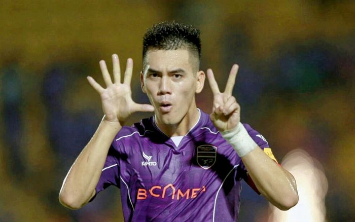 'Độc lạ' Tiến Linh