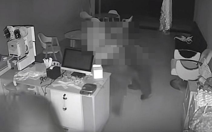 Quán ăn bị 'trộm' đột nhập vào nửa đêm, chủ quán bật cười bất lực khi biết danh tính thủ phạm