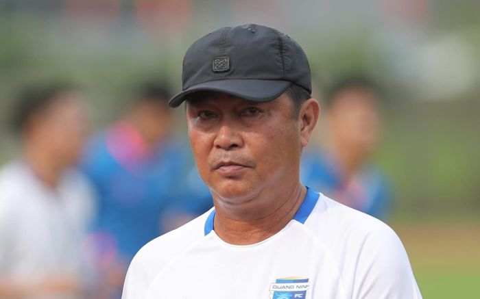 Phép màu nào cho HLV Trần Minh Chiến?