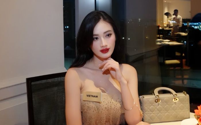 Chuyên gia quốc tế chưa đánh giá cao Hoa hậu Ý Nhi