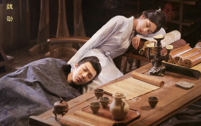 Khom Lưng đáng xem nhưng nam chính quá kém sắc