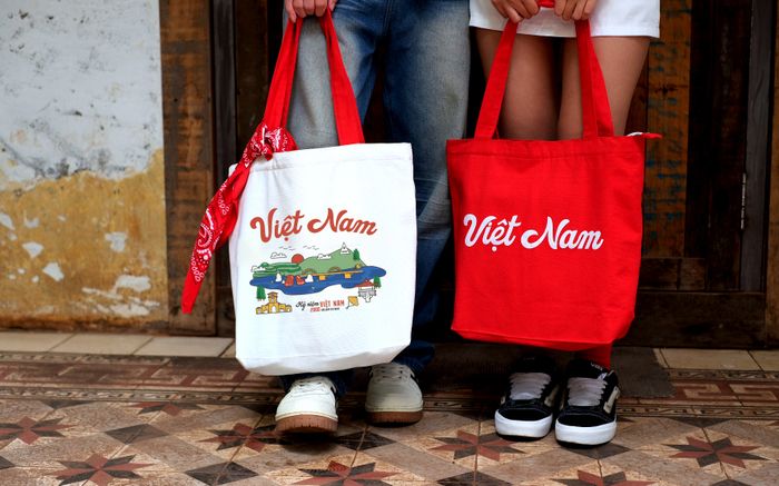 Khi thời trang trở thành 'tuyên ngôn' yêu nước