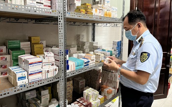 TP.HCM rà soát thuốc, thiết bị y tế và thực phẩm chức năng giả