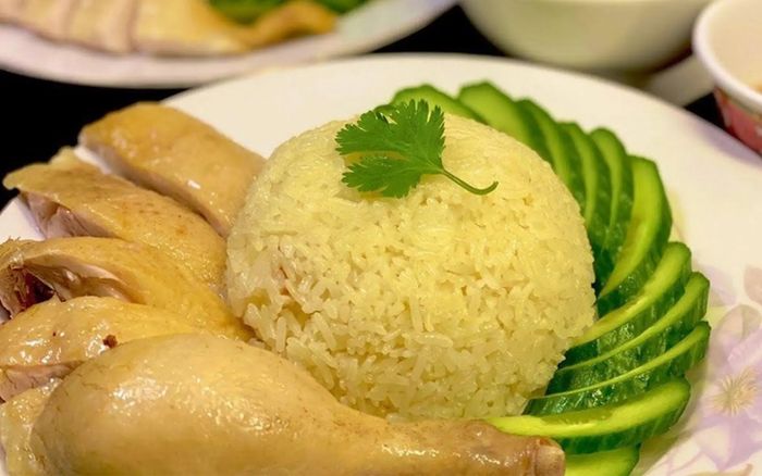 29 sinh viên bị ngộ độc sau khi ăn cơm gà, chủ quán thú nhận nguyên nhân