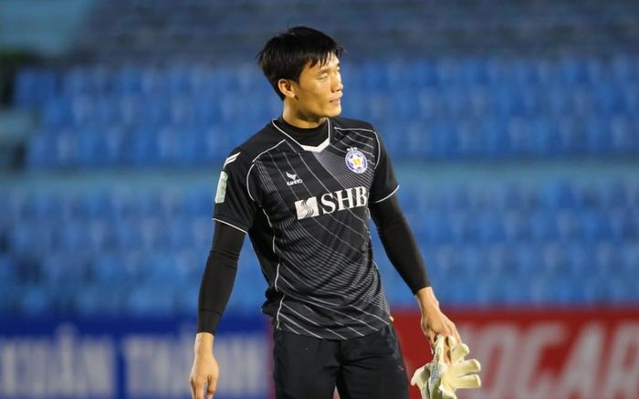 HAGL quyết thắng đội thủ môn Bùi Tiến Dũng