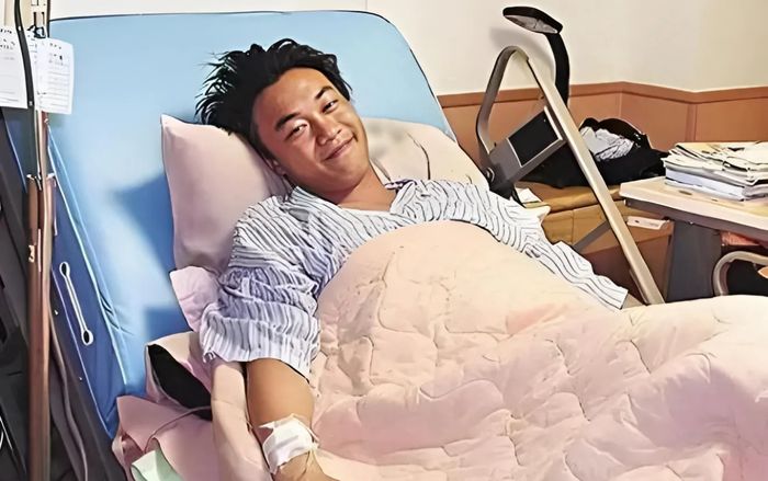 Rộ tin nam ca sĩ nổi tiếng vừa qua đời vì COVID-19