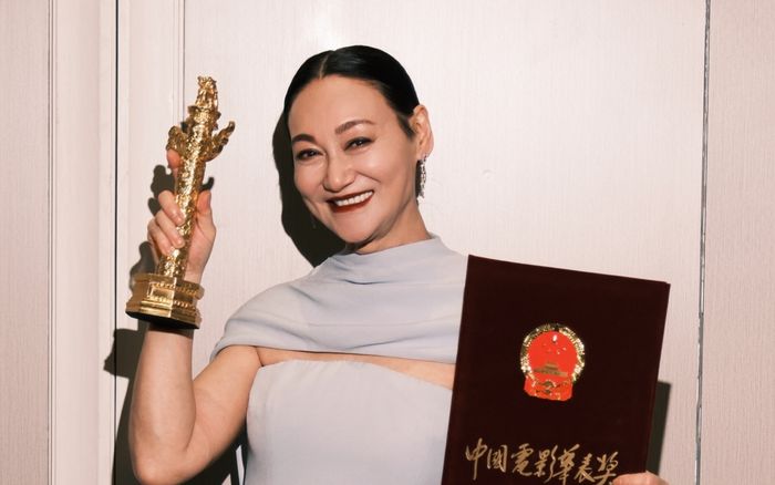 Nữ diễn viên từ cô bé ăn xin đến huyền thoại showbiz