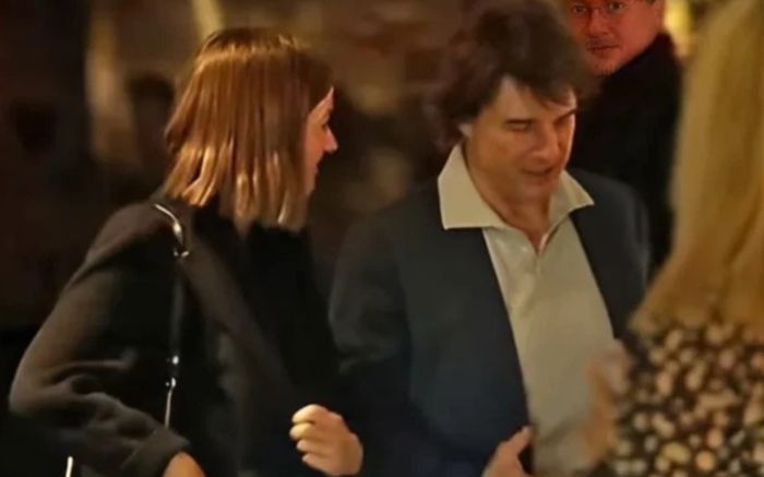 Xôn xao hình ảnh nam diễn viên 'chơi lớn' đưa bạn gái kém 26 tuổi đi chơi bằng trực thăng riêng