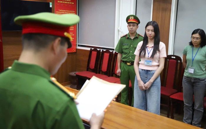 Khám xét nơi ở của Hoa hậu Thùy Tiên
