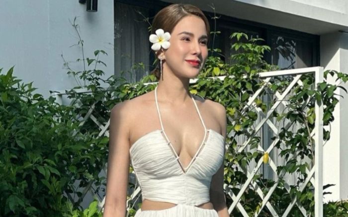 Diệp Lâm Anh công khai tình cảm với bạn trai kém 11 tuổi