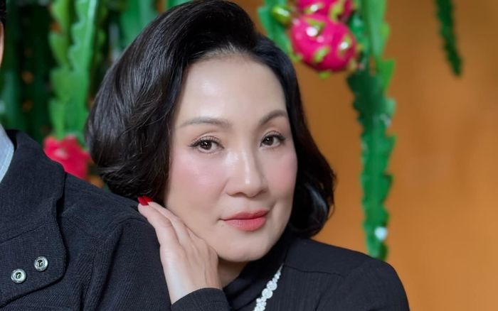 Hồng Đào bất ngờ nói về chuyện đám cưới ở tuổi 63