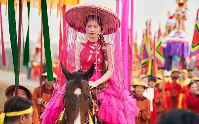 Hòa Minzy và tin vui lớn với Bắc Bling